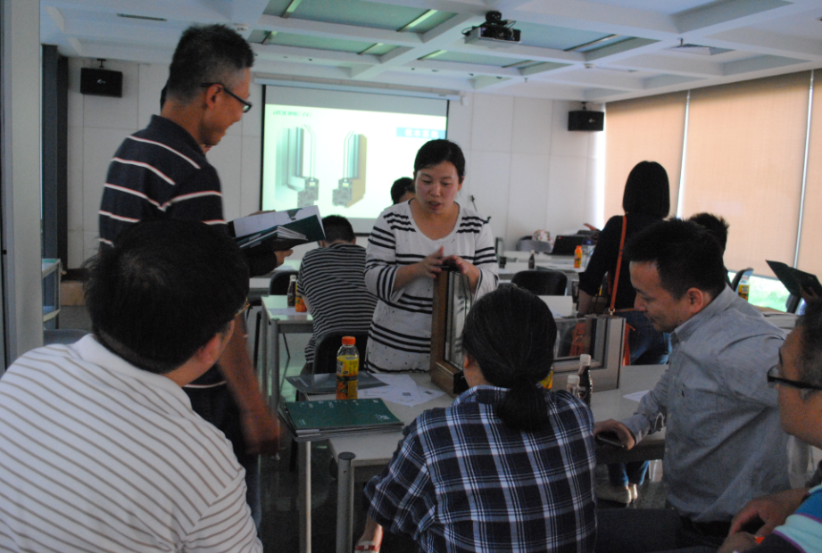 新風型空氣凈化系統門窗技術研討會（東南大學設計院）